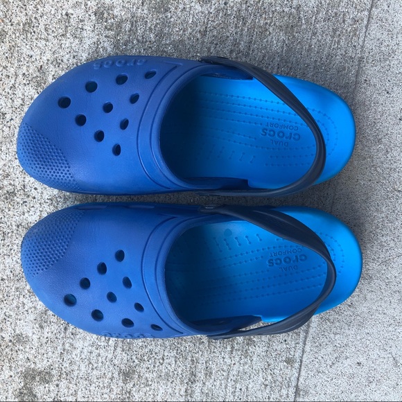 CROCS Other - Crocs blue clogs 3J